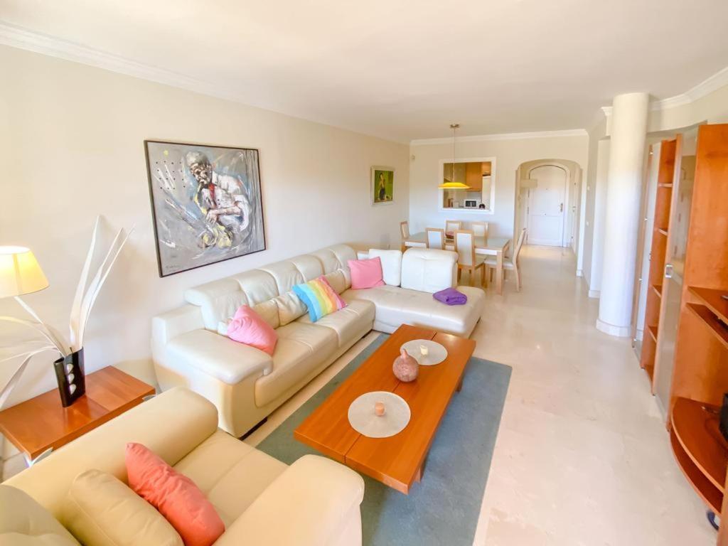 Apartamento En Los Patios De Santa Maria Golf ماربيا المظهر الخارجي الصورة