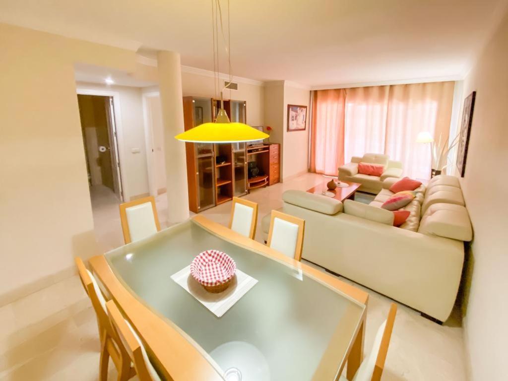 Apartamento En Los Patios De Santa Maria Golf ماربيا المظهر الخارجي الصورة