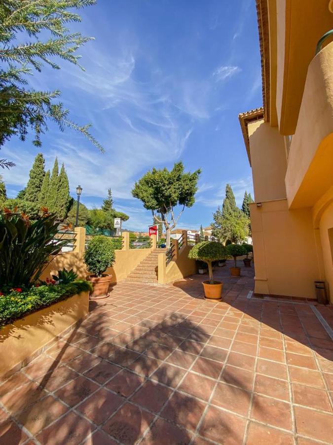 Apartamento En Los Patios De Santa Maria Golf ماربيا المظهر الخارجي الصورة