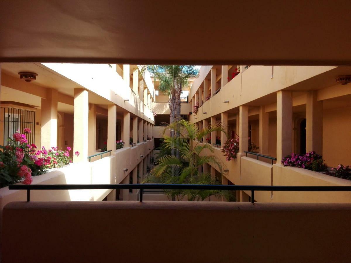 Apartamento En Los Patios De Santa Maria Golf ماربيا المظهر الخارجي الصورة