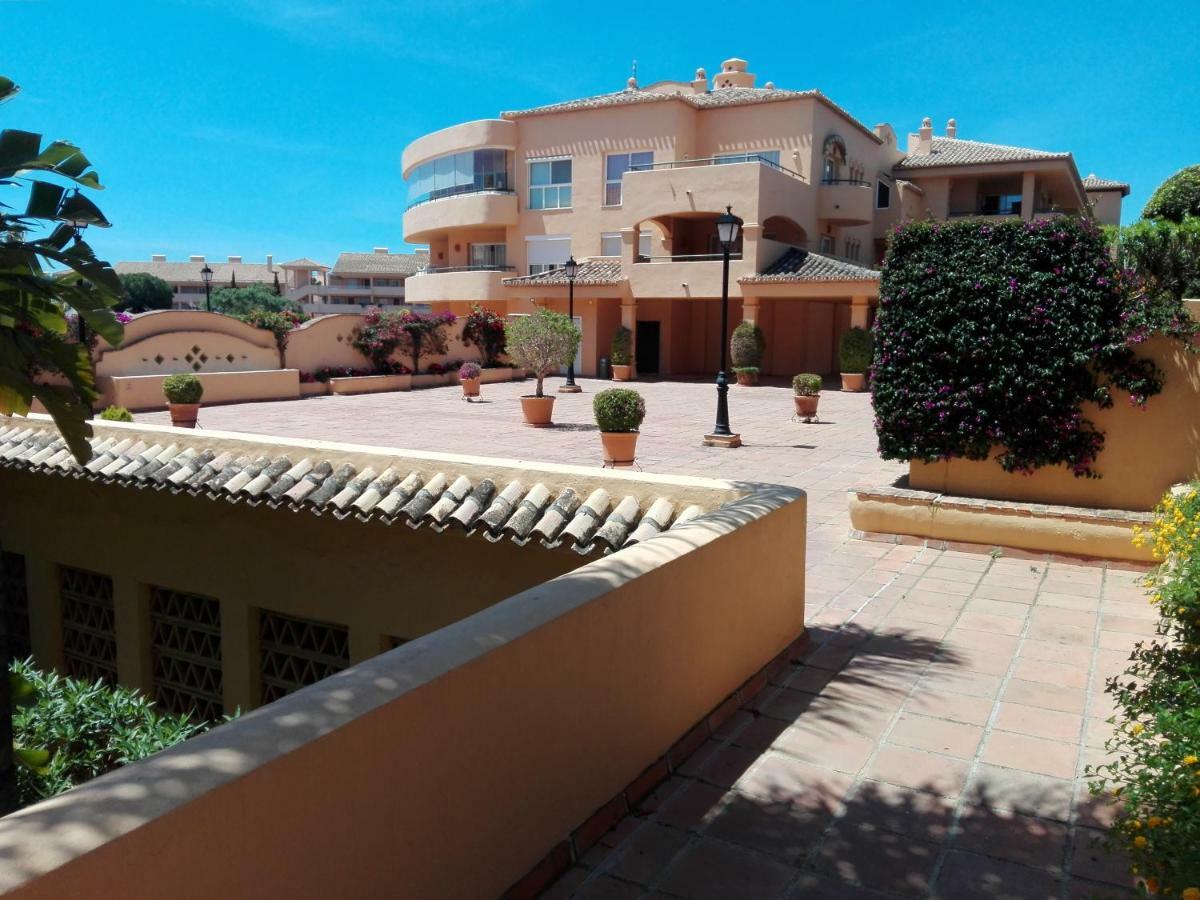 Apartamento En Los Patios De Santa Maria Golf ماربيا المظهر الخارجي الصورة